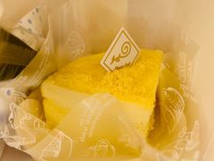北海道超浓双层芝士蛋糕-花花卷卷·鲜食蛋糕(静安久光百货店)