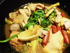 -万记麻辣烫国展总店