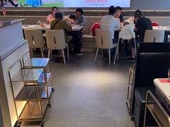 -左庭右院鲜牛肉火锅(金山万达店)