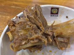 -喇喇排骨火锅·传统韩式脊骨汤(望京西园总店)