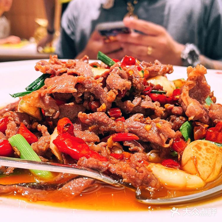 干饭卡，滴～|长沙荟聚吃地表最强湘菜