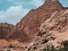 -天山神秘大峡谷