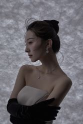 -喜爱高定婚纱摄影