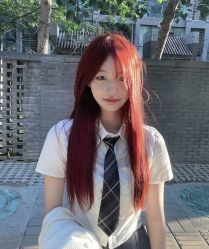-丝语萱形象