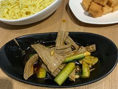 黄瓜拌黑腐竹-鱼酷活鱼烤鱼(梅江印象城店)