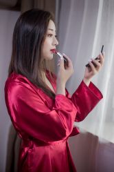 -红馆妆造(中央大街店)