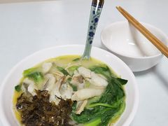 小胃口黄鱼面（熟客专享）-明呈黄鱼面馆(斜土路店)