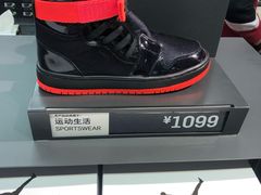 -NIKE上海青浦优选体验店