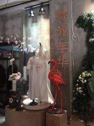 -拾光年华摄影馆(菱角湖公园店)