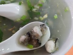 -建国蚵煎蚵面