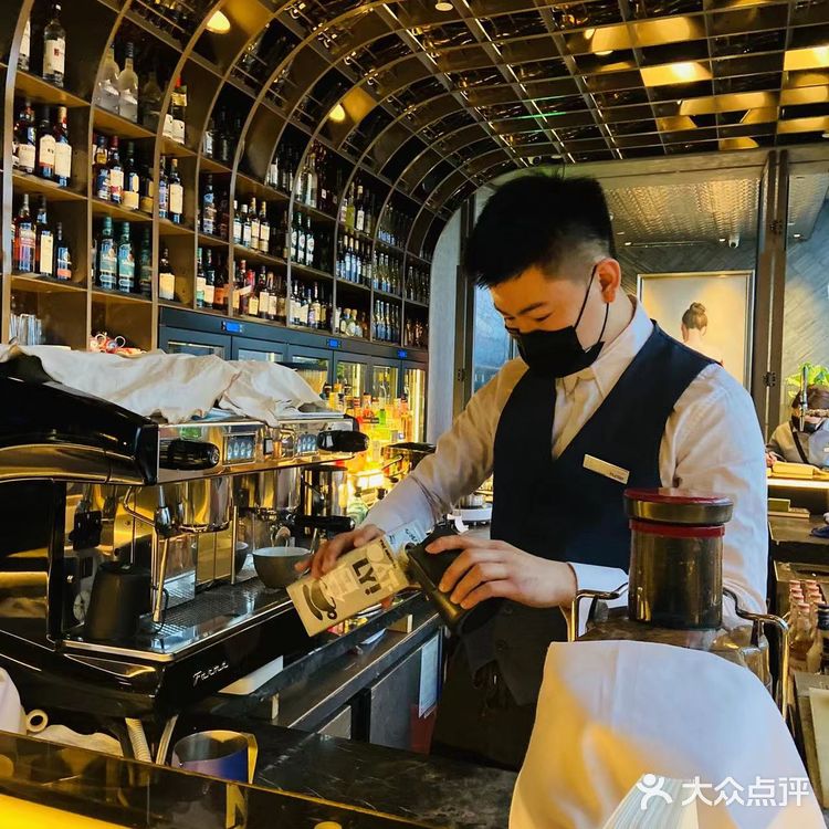 在杭州闹市这样寸土寸金的地方