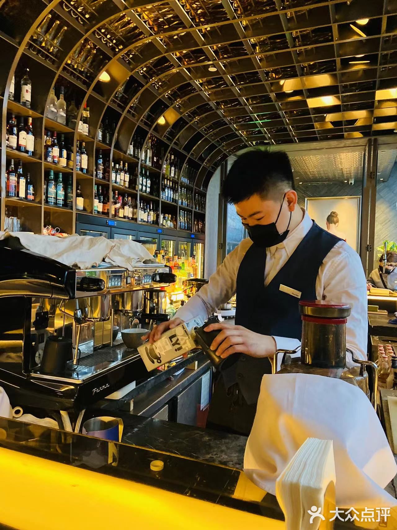 在杭州闹市这样寸土寸金的地方