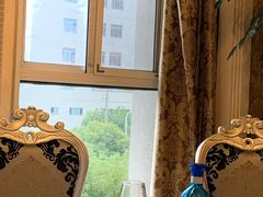 -梦中园海鲜酒店(川沙路店)