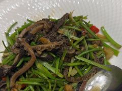 -小渔莊•地道胶东菜(旅游路万象省博物馆店)