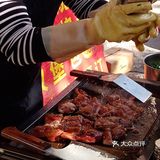 既不油腻又香酥又香脆，还有鸭子的肥油香味，我觉得很好吃