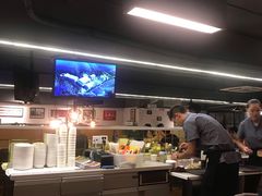 -新大咀港式茶餐厅(宝山万达店)