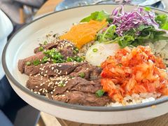 烤牛肉配泡菜温泉蛋饭-gaga(深圳南山益田假日广场店)
