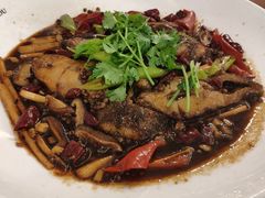 -拿渡·水煮鱼麻辣香锅(王府井奥莱·香江小镇店)