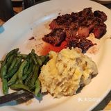 芝乐坊人可太多了