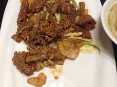 -闫府私房菜·百年鲁菜(恒隆店)