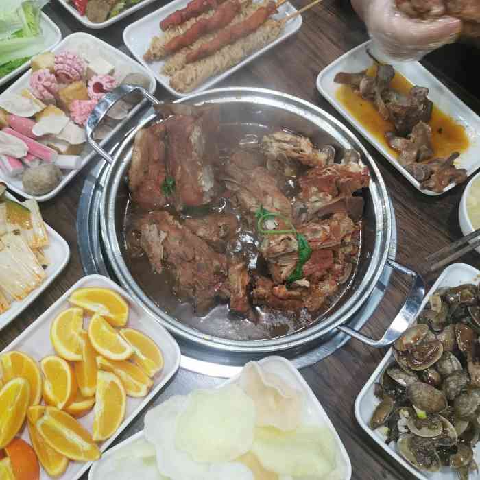 真食意自助骨头王-"老板挺热情,听说点评买券也很欢迎,小本生.