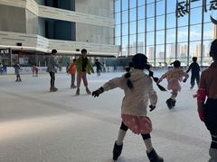 -冠军冰场CHAMPION RINK(凯德广场店)