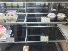 -红宝石·鲜奶小方·海派西点房(联洋店)