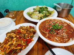 -勇猛子川菜馆(新军路店)