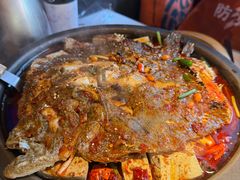 -鸣记脆皮烤鱼·海鲜烤鱼(三八广场店)