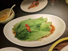 -蝴蝶里·粤菜·点心(滨江龙湖店)