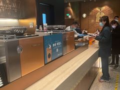 自助取餐区-星巴克臻选(北京颐堤港中心第二店)