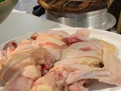 -椰子湾·海南火锅·糟粕醋·椰子鸡(正大广场店)