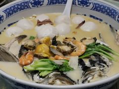 极品八宝鱼头皇-山外山菜馆(玉泉路店)