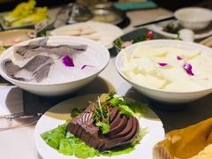 生鹅血-围炉夜话·潮汕卤水火锅(榕江店)