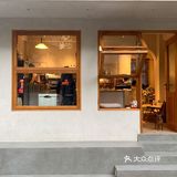 在咖啡厅交了一个叫“妞妞”的新朋友