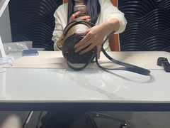 -聚云奢二手奢侈品黄金手表包包回收·中古店(中福城店)