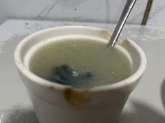 皮蛋肉饼汤-小罗子汤店(大士院总店)