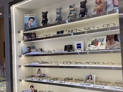 -视野联行眼镜·蔡司·尼康·豪雅·依视路(青浦宝龙店)