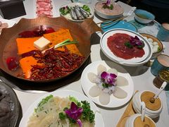 -墨居上隐·院子里火锅(峨眉店)
