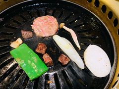 上等牛舌-炼火烤肉店