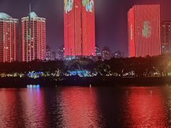 -万绿园