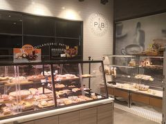 面包甜点陈列柜-巴黎贝甜(熙悦汇店)