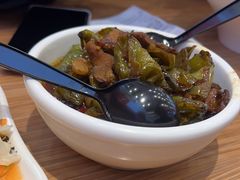 -顺溜·手工刀削面·黑金店(铜锣湾店)