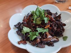 -山茶云南菜(永安里店)