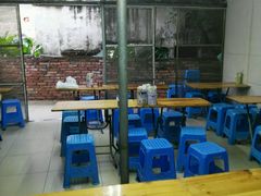大堂-陈氏老字号十三小炸炸店