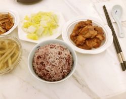 -玥奢国际母婴护理中心(滨江宝龙店)