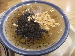 -正南齐北·老街糯米团(洪崖洞店)