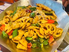 -神府路壹号·海鲜烧烤·砂锅粥·锅物(三坊七巷店)