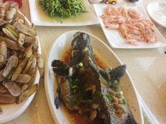 -渔中舟海鲜大排档(普陀沈家门店)