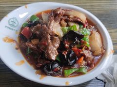 -歹歹的加个面过油肉拌面